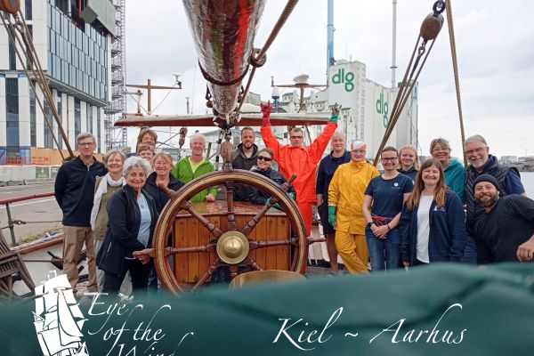 25-23-group-photoECFEFD83-81C9-DBF2-CF7D-F2094DA7C6B9.jpg